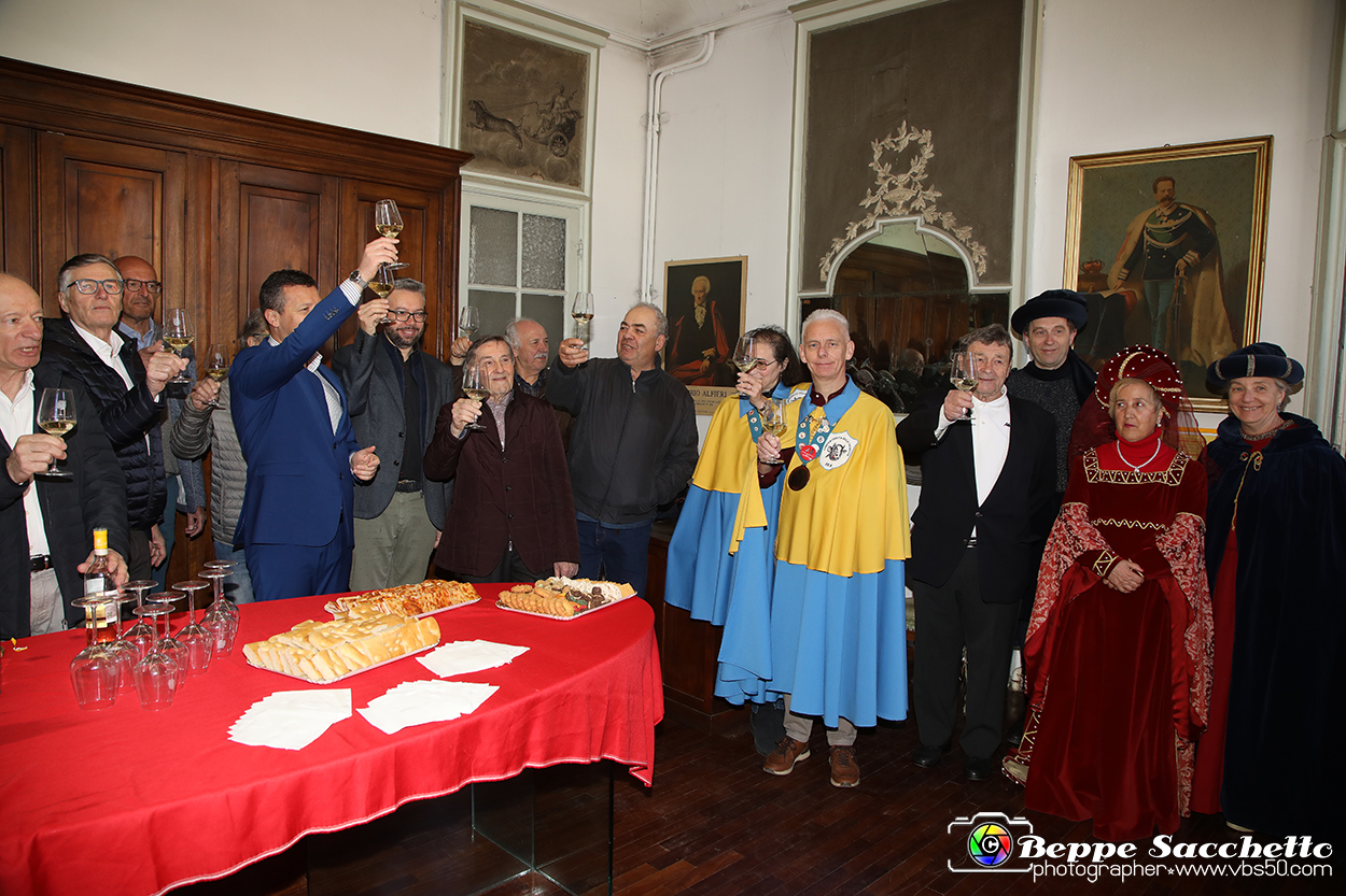 VBS_6897 - Fiera Storica di San Giuseppe 2024 - Alla Corte del Vino Barbera...la Salsiccia di Bra.jpg